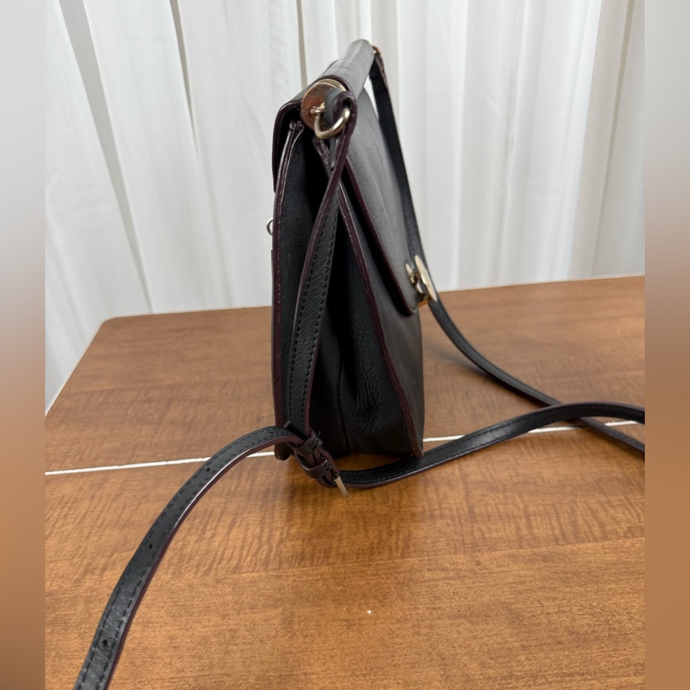 Antonio Melani Black Leather Crossbody Flap Bag Gold Hardware - Picture 6 of 14
